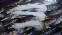 Video thumb for Grey & White Mullet Tarpon Bunny